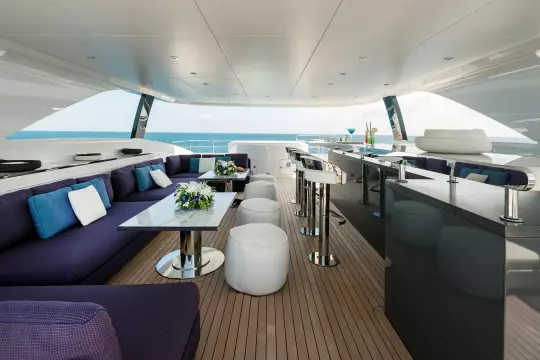 164' Heesen 2021 (ELA) Sundeck