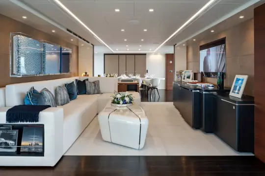 164' Heesen 2021 (ELA) Main Salon