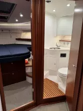 Nimbus-405-motor-yacht-for-sale-interior-image-Lengers-Yachts-10-scaled.jpg