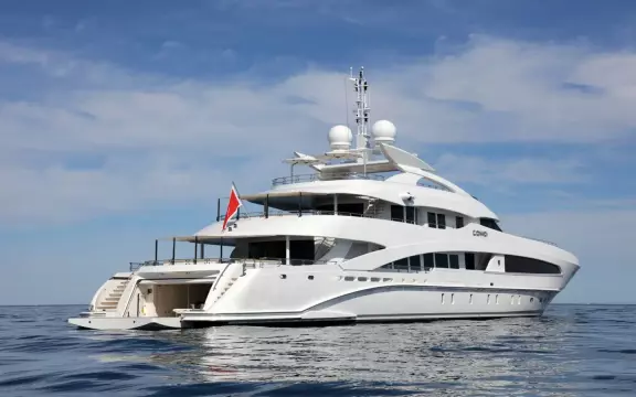 164' Heesen (COMO I) Stern