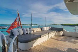 Bridge deck aft lounge with optional shades