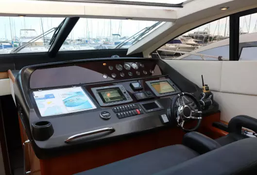 6457049 20171113090129960 1 XLARGE