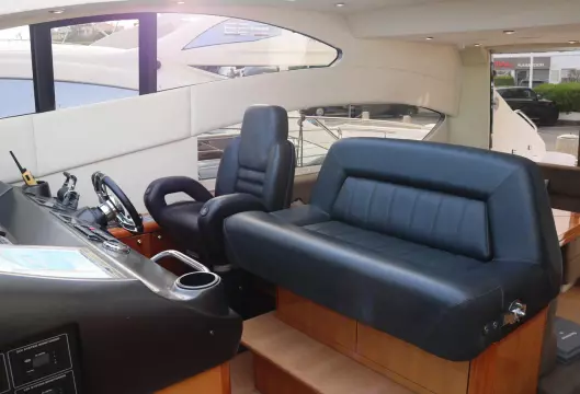 6457049 20171113090114278 1 XLARGE