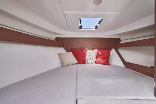 Jeanneau Merry Fisher 795 Series 2 - forward cabin with double berth