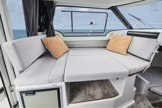 Jeanneau Merry Fisher 795 Series 2 - wheelhouse table converts to berth