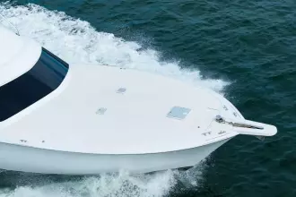 Hatteras GT60