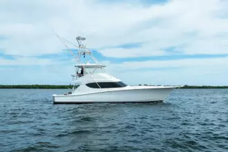 Hatteras GT60