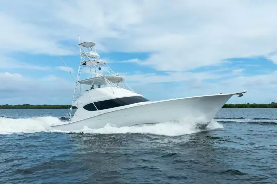 Hatteras GT60