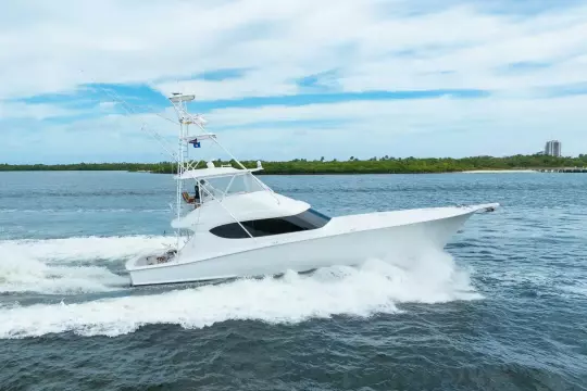 Hatteras GT60