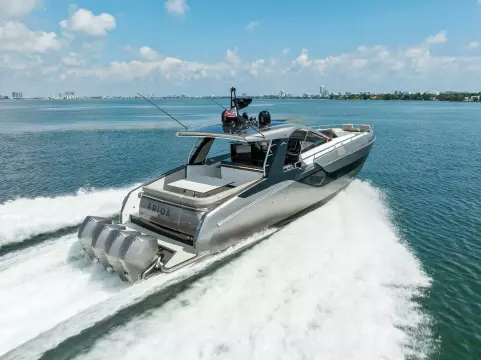 2021 Azimut 47