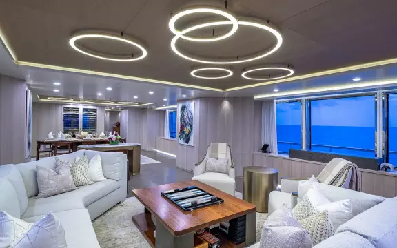 165' Feadship 2000 (REVERIE) Main Salon