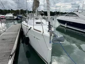 Sun Odyssey 349