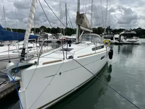 Sun Odyssey 349