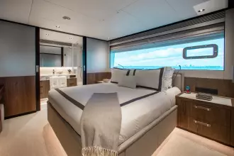 FREEDOM 110' Horizon Guest Stateroom