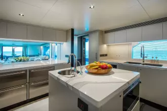 FREEDOM 110' Horizon Galley