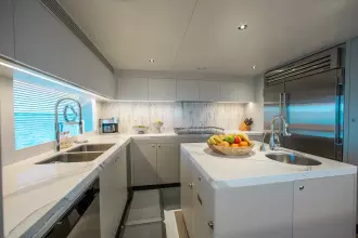 FREEDOM 110' Horizon Galley