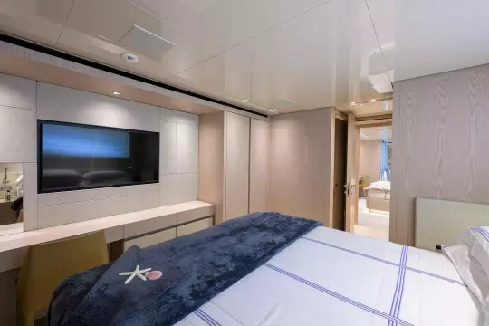 Forward Port Guest Stateroom