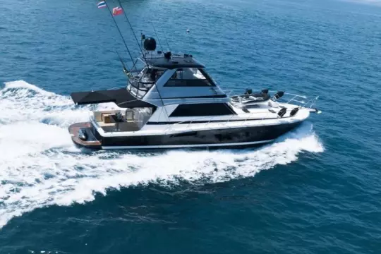 Riviera 48 Flybridge