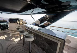 Sunseeker 100 Yacht