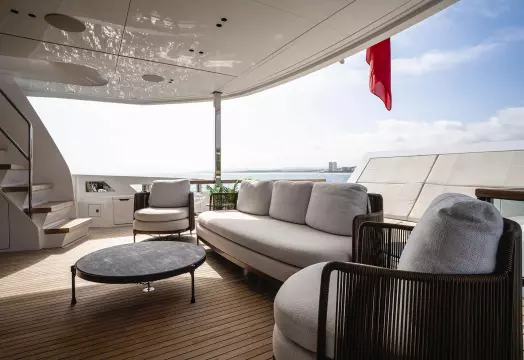 Sunseeker 100 Yacht