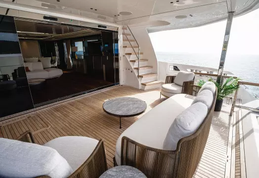 Sunseeker 100 Yacht