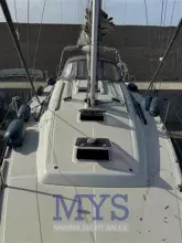 BENETEAU OCEANIS 37' (10).jpg