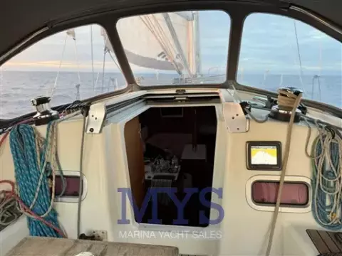 BENETEAU OCEANIS 37' (51).jpg