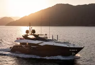 Sunseeker 116 Yacht