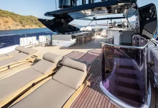 Sunseeker 116 Yacht