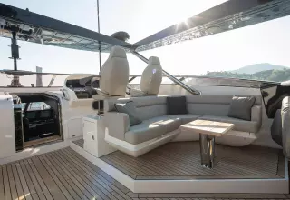 Sunseeker 116 Yacht