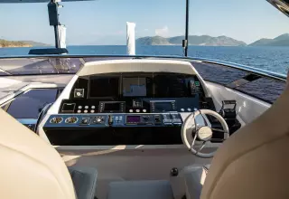 Sunseeker 116 Yacht