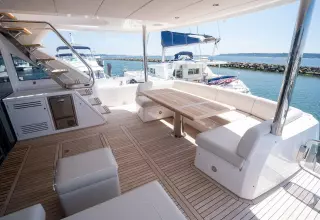 Sunseeker 76 Yacht