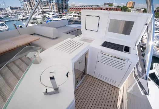 Sunseeker 76 Yacht