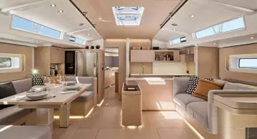 New Beneteau Oceanis Yacht 60