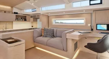 New Beneteau Oceanis Yacht 60