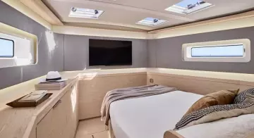 New Beneteau Oceanis Yacht 60