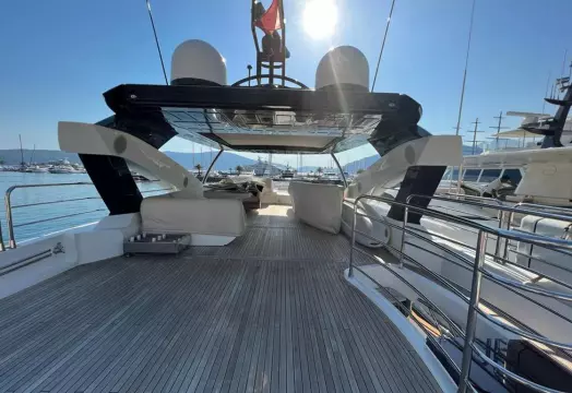 2013 Sunseeker 28 Metre Yacht