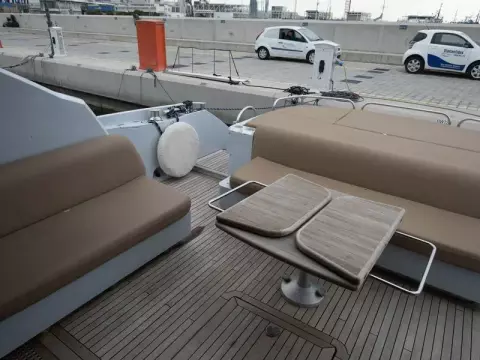 13 - Aft Cockpit
