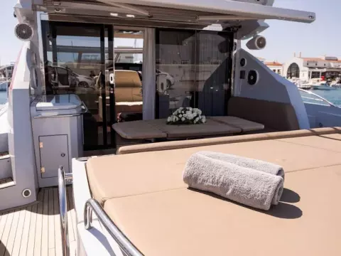 11 - Aft Cockpit