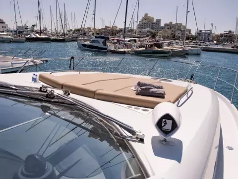 8 - Foredeck