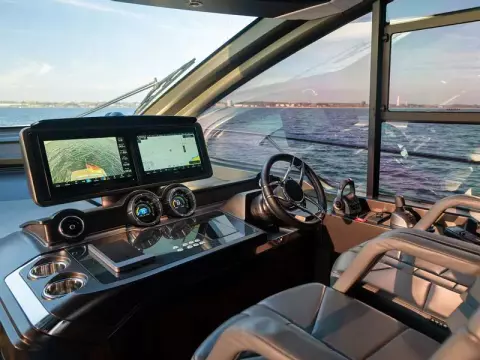 23 - Helm