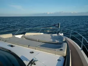 10 - Foredeck