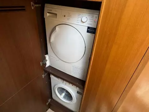 17 - Washing Machine and Dryer