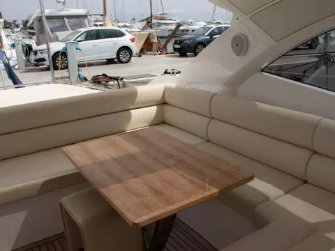 3 - Cockpit