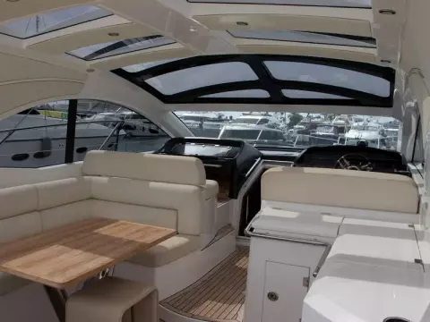 2 - Cockpit