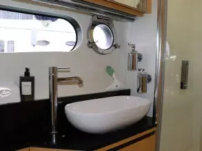10 - Master En Suite