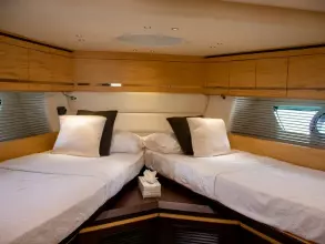 11 - VIP Cabin