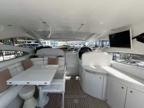 10 - Cockpit