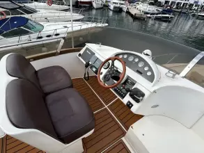 6 - Flybridge