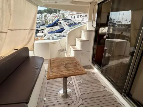 11 - Aft Cockpit